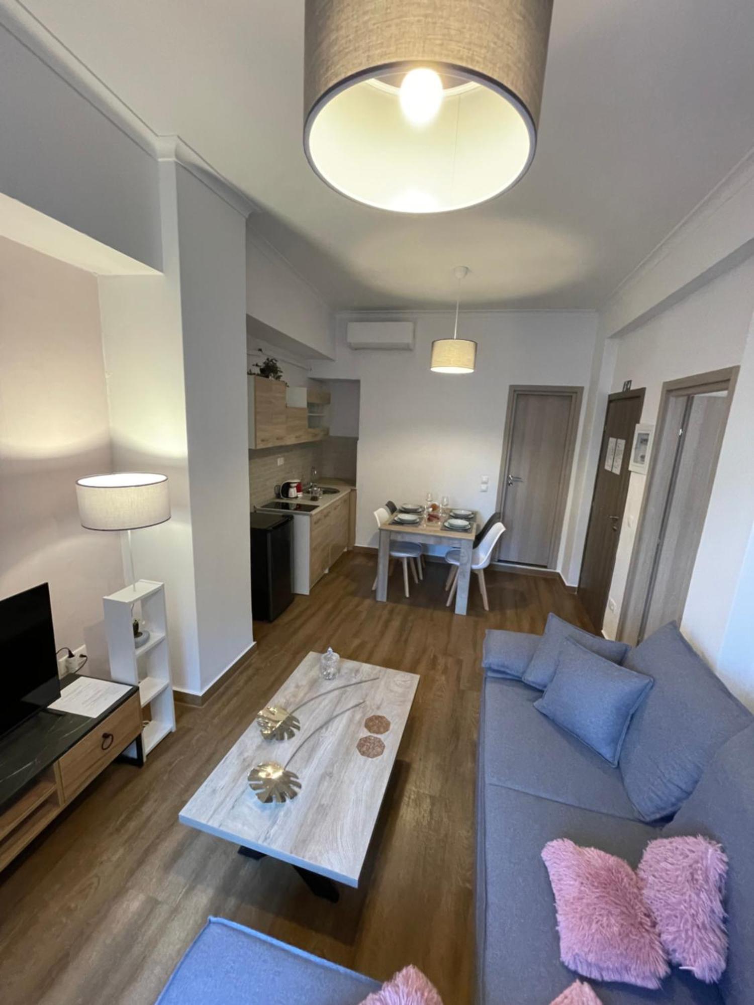 Compass Lofts Athens Apartment Екстериор снимка