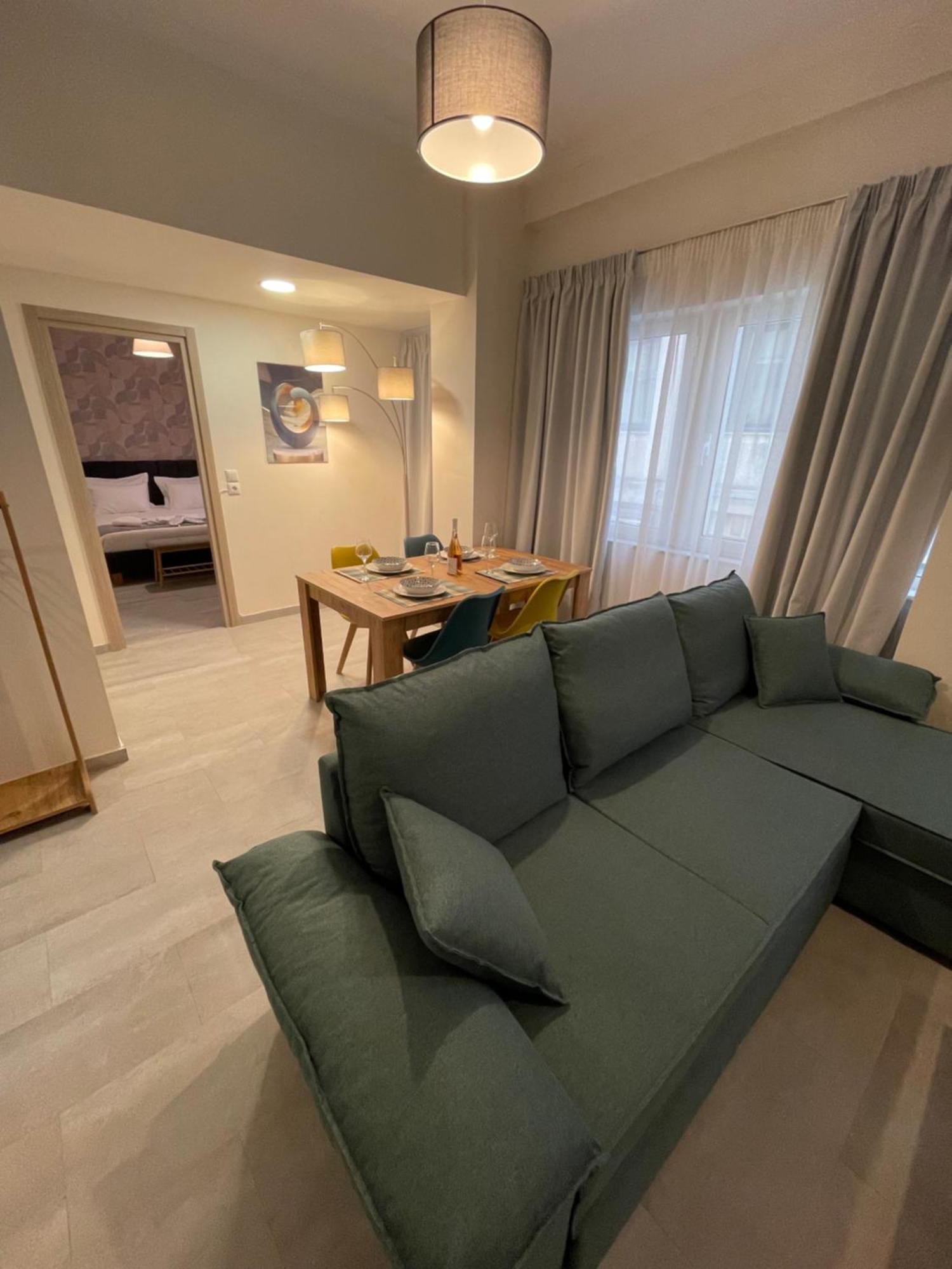 Compass Lofts Athens Apartment Екстериор снимка