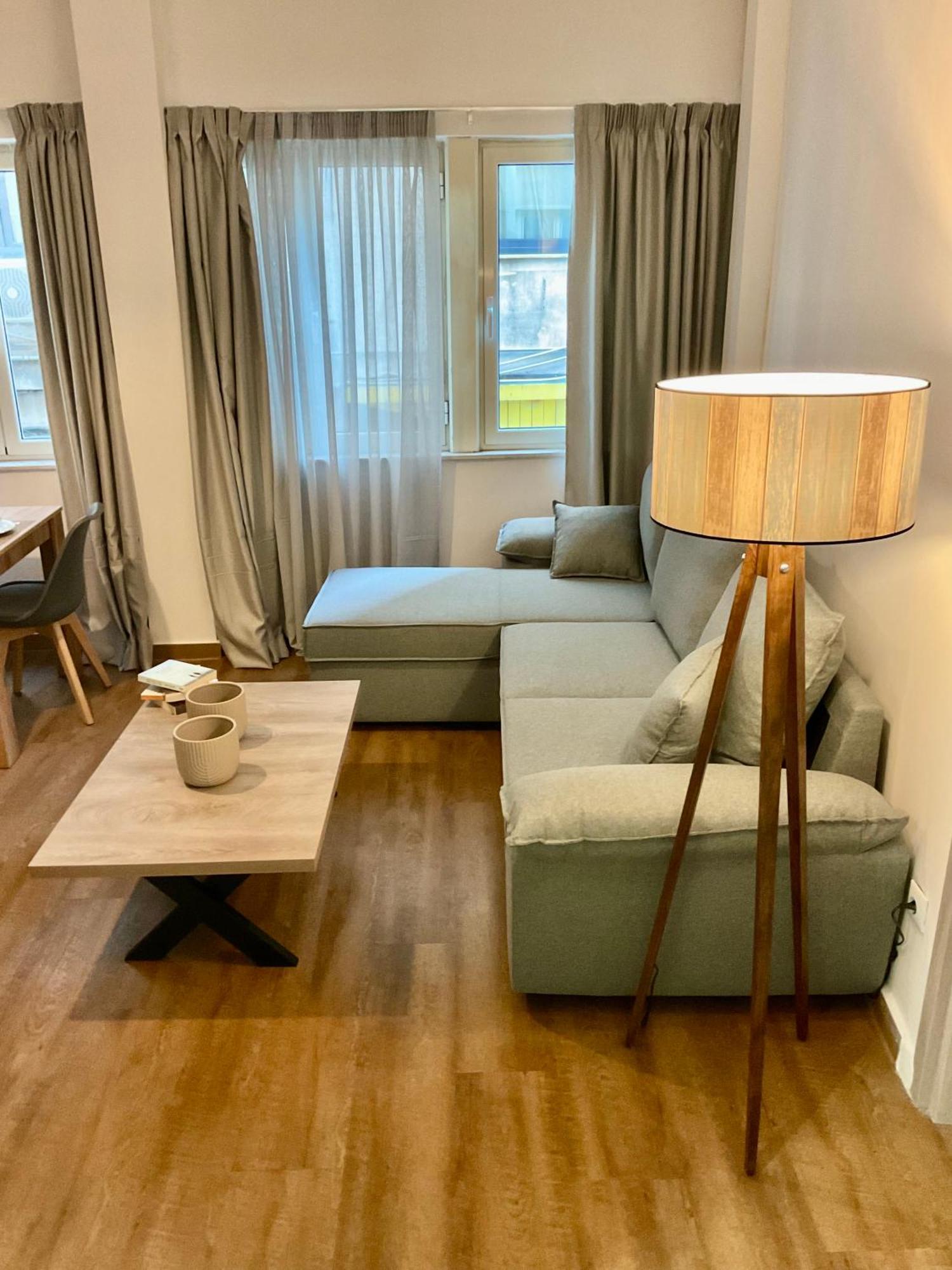 Compass Lofts Athens Apartment Екстериор снимка