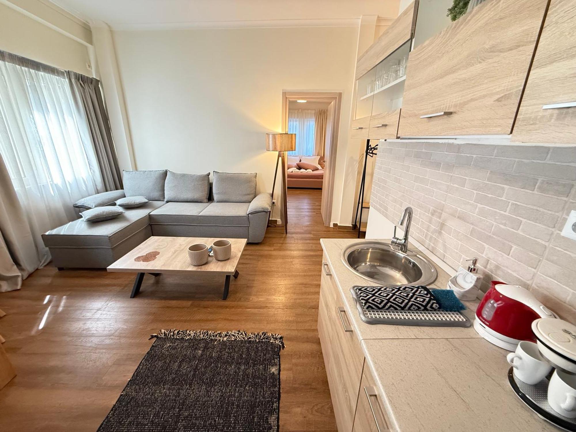 Compass Lofts Athens Apartment Екстериор снимка